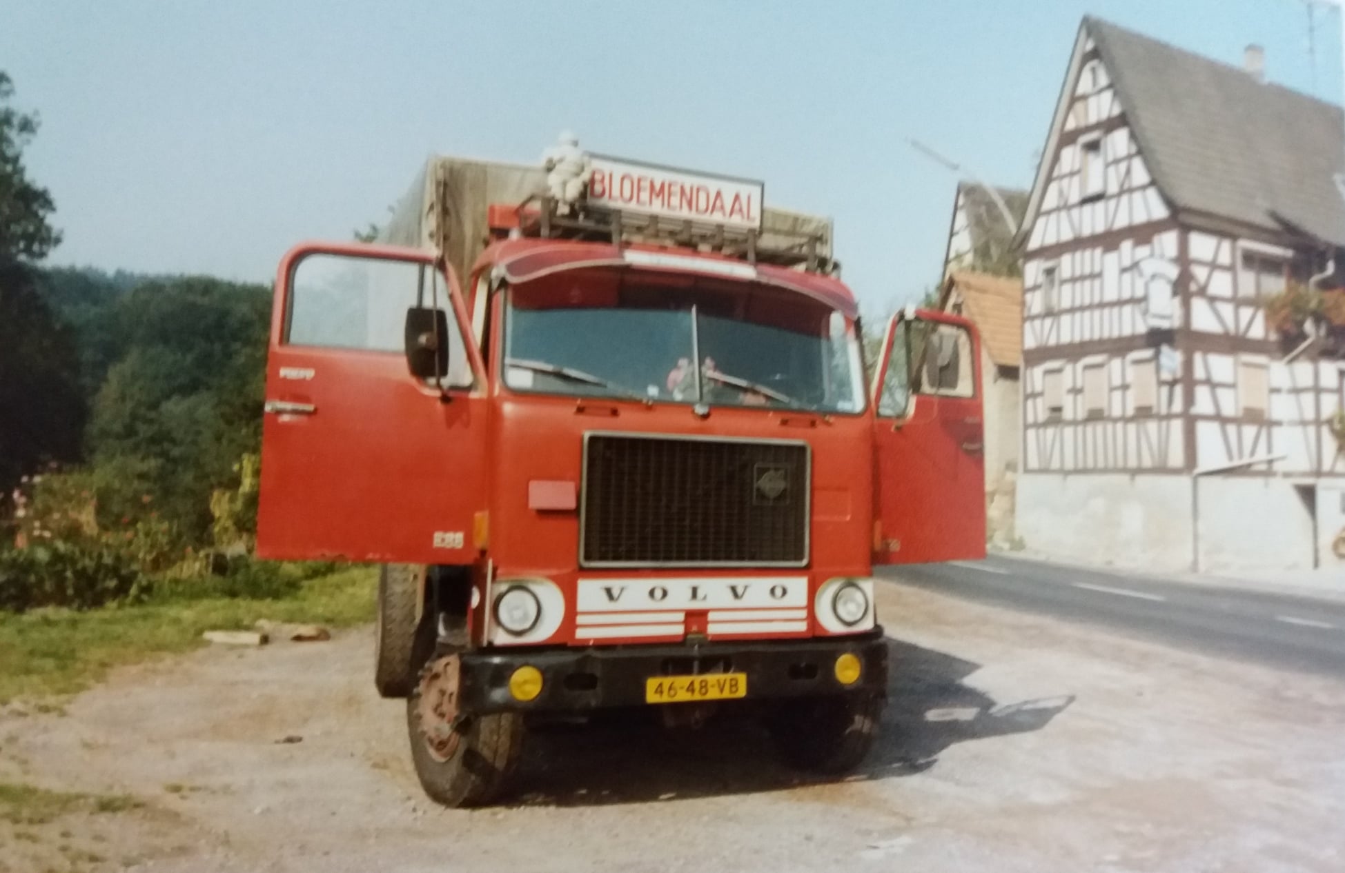 46-48-VB-lekke-band